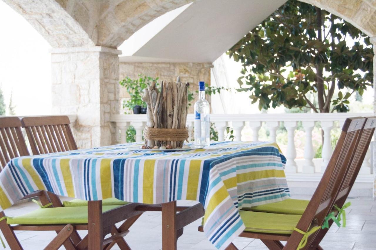 Villa Anna Nafpaktos エクステリア 写真