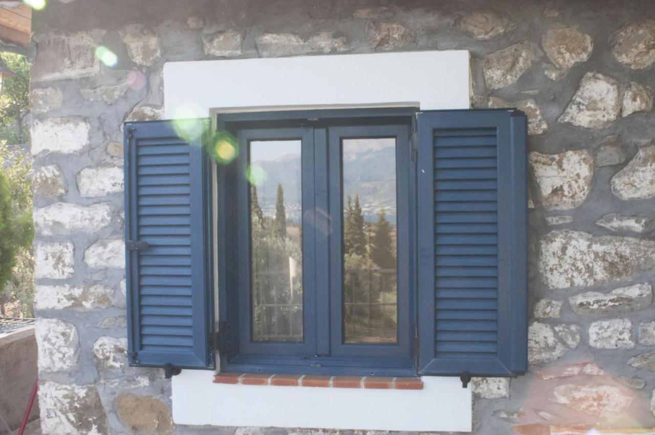 Villa Anna Nafpaktos エクステリア 写真