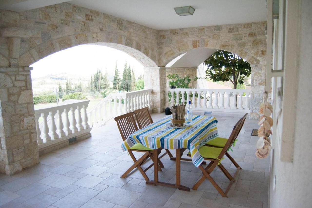 Villa Anna Nafpaktos エクステリア 写真